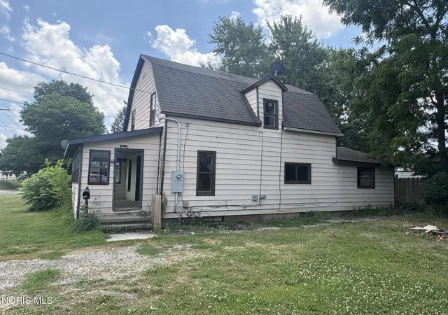 Homes for sale in Montpelier, OH | 515 S Platt St, Montpelier, OH 43543 | MLS# 10010077