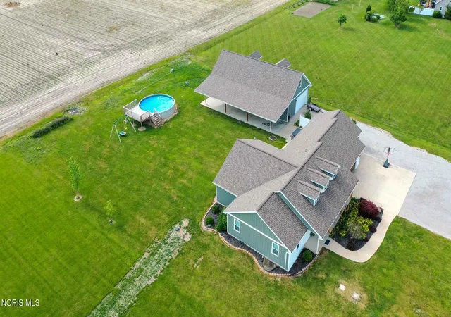 Photo 4 of Single family home for sale at 14386 Karnes Rd, Defiance, OH 43512 | MLS# 10010093 | Listing updated on 2026-08-18
