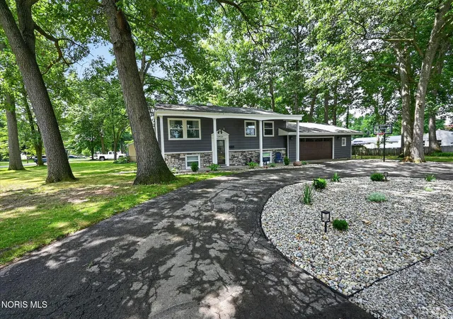 1st image of 5433 Bentbrook Dr, Sylvania, OH 43560 | MLS# 10010088