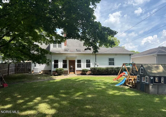 Photo 32 of Single family home for sale at 207 Gibson St, Tiffin, OH 44883 | MLS# 10010096 | Listing updated on 2026-07-10