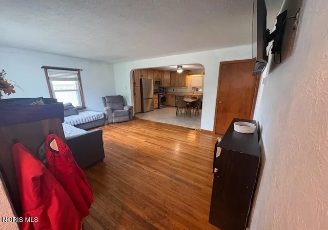 Photo 3 of Single family home for sale at 207 Gibson St, Tiffin, OH 44883 | MLS# 10010096 | Listing updated on 2026-07-10