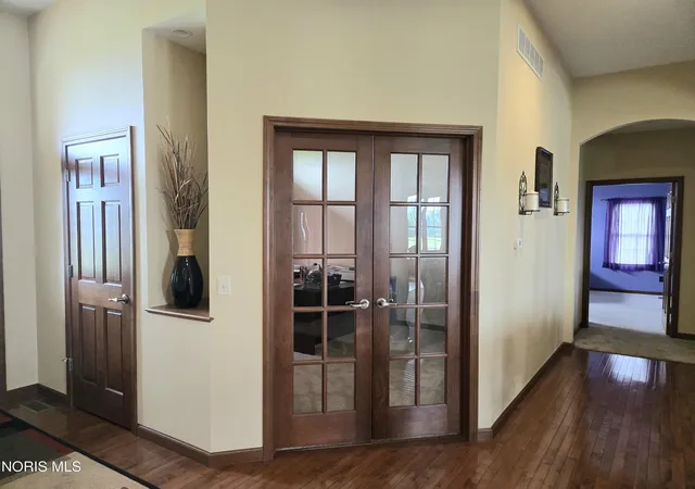 Photo 3 of Single family home for sale at 4747 County Rd 151, Elmore, OH 43416 | MLS# 10010201 | Listing updated on 2026-08-17