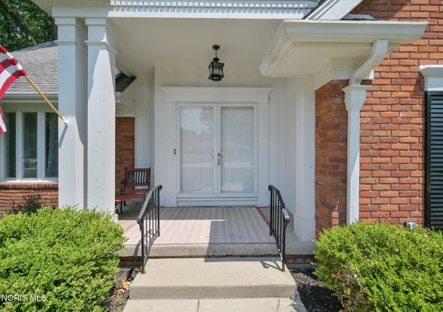 Photo 4 of Single family home for sale at 4108 Partridge Ln, Toledo, OH 43623 | MLS# 10010533 | Listing updated on 2026-09-20