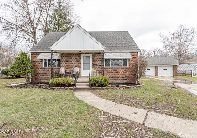 Photo 1 of Single family home for sale at 5542 Ashdale Ct, Toledo, OH 43612 | MLS# 10010109 | Listing updated on 2026-08-03