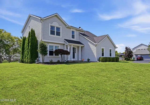 1st image of 25267 Ramblehurst Dr, Perrysburg, OH 43551 | MLS# 10010190
