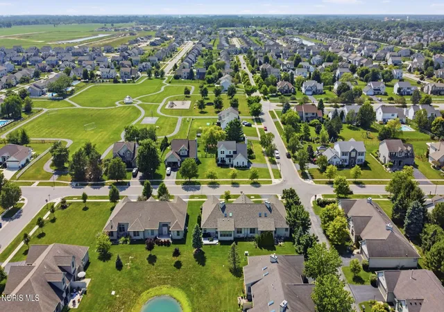 53rd image of 25267 Ramblehurst Dr, Perrysburg, OH 43551 | MLS# 10010190
