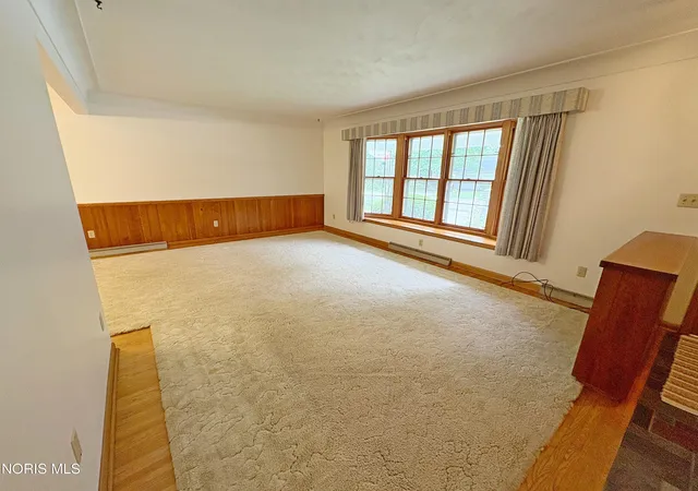 Homes for sale in Bowling Green, OH | 1005 Gustin Ave, Bowling Green, OH 43402 | MLS# 10010150