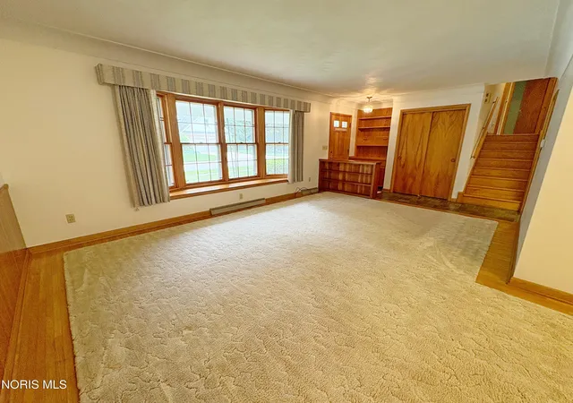 Homes for sale in Bowling Green, OH | 1005 Gustin Ave, Bowling Green, OH 43402 | MLS# 10010150