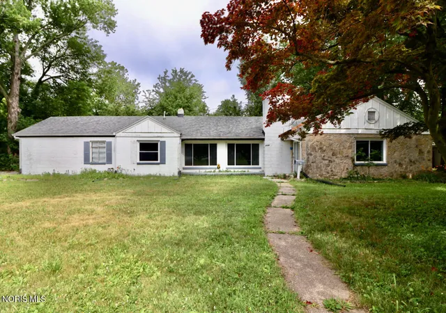 Homes for sale in Toledo, OH | 2026 Grecourt Dr, Toledo, OH 43615 | MLS# 10010131