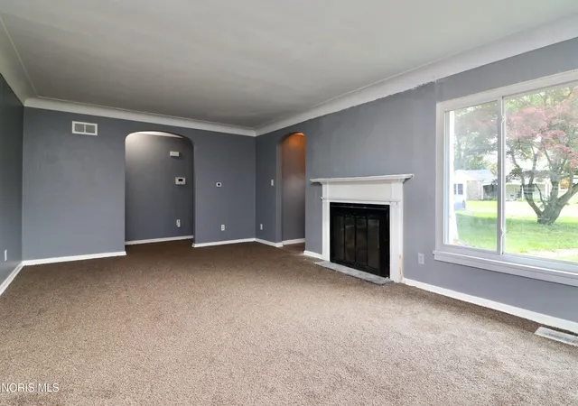 Homes for sale in Toledo, OH | 2026 Grecourt Dr, Toledo, OH 43615 | MLS# 10010131
