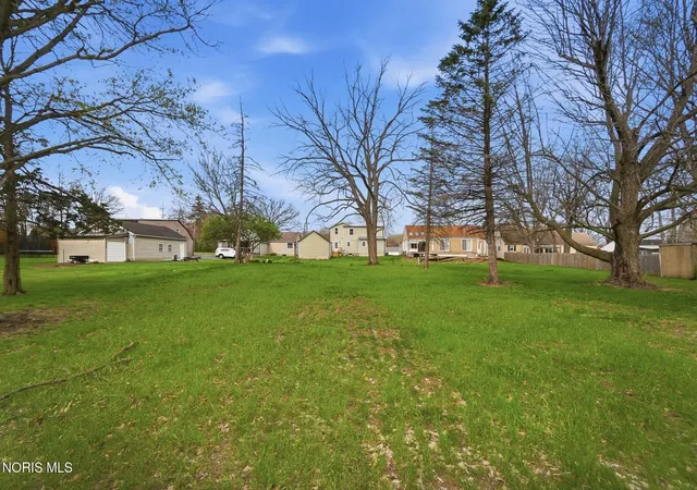 Homes for sale in Findlay, OH | 3239 N Main St, Findlay, OH 45840 | MLS# 10010177