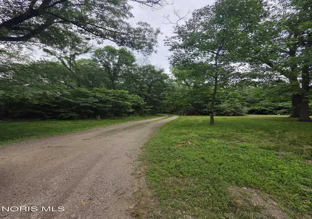 Photo 2 of Single family home for sale at 8744 Nebraska Ave, Toledo, OH 43617 | MLS# 10010242 | Listing updated on 2026-09-07