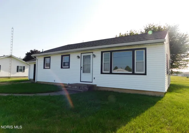 Homes for sale in Oak Harbor, OH | 345 N Behlman Rd, Oak Harbor, OH 43449 | MLS# 10010169