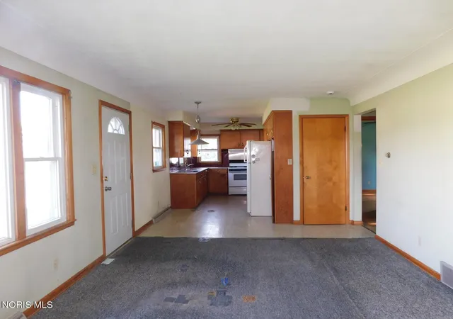 Homes for sale in Oak Harbor, OH | 345 N Behlman Rd, Oak Harbor, OH 43449 | MLS# 10010169