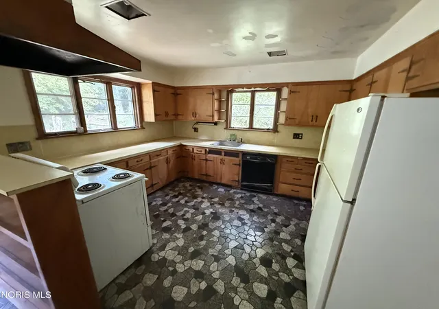 3rd image of 30 Lansdowne Rd, Toledo, OH 43623 | MLS# 10010152