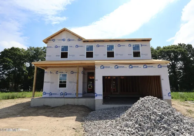 Homes for sale in Holland, OH | 2141 Ellen Dr, Holland, OH 43528 | MLS# 10010153