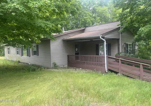Homes for sale in Fayette, OH | 26901 County Road Mn, Fayette, OH 43521 | MLS# 10010165