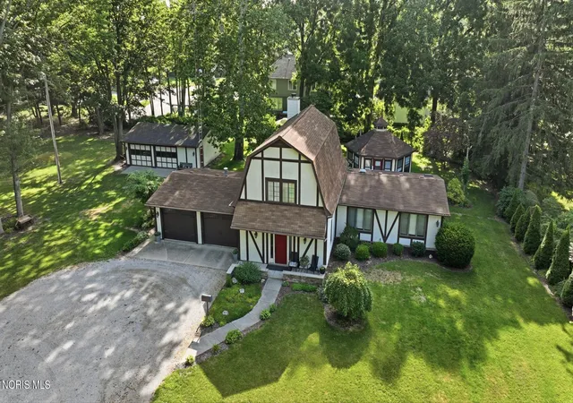 1st image of 2938 King Rd, Toledo, OH 43617 | MLS# 10010189