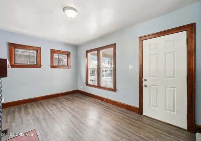 Photo 3 of Single family home for sale at 1821 Talbot St, Toledo, OH 43613 | MLS# 10010182 | Listing updated on 2026-09-09