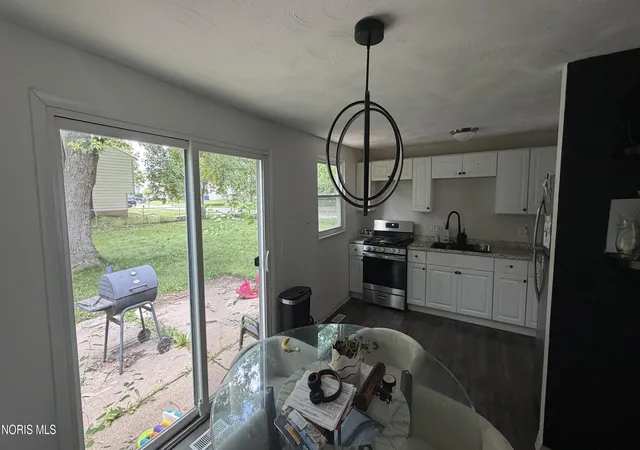 4th image of 3726 Loch Lomond Ave, Toledo, OH 43607 | MLS# 10010207
