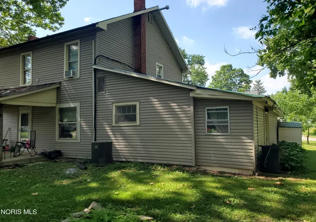 Homes for sale in Upper Sandusky, OH | 203 E Crawford St, Upper Sandusky, OH 43351 | MLS# 10010215