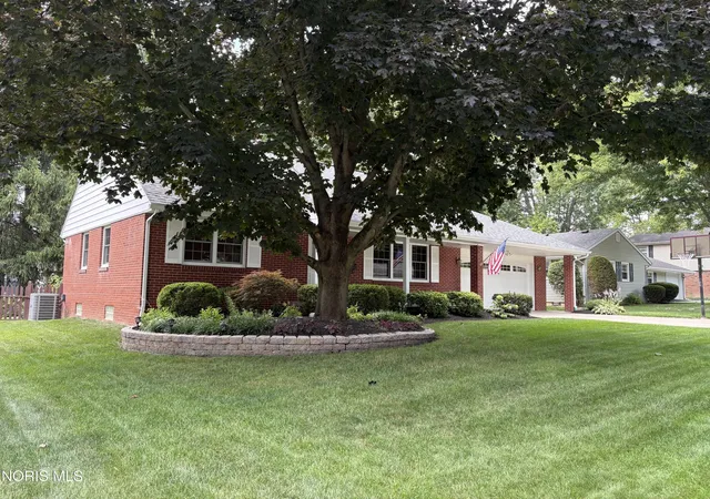 1st image of 129 Woodley Ter, Findlay, OH 45840 | MLS# 10012103