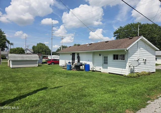 Listing Photo 4 - Condo for sale in building located at 119 N Taylor St, North Baltimore, OH 45872