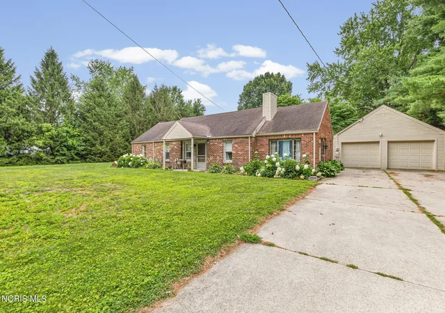 Homes for sale in Swanton, OH | 14231 Sherman White Rd, Swanton, OH 43558 | MLS# 10010258