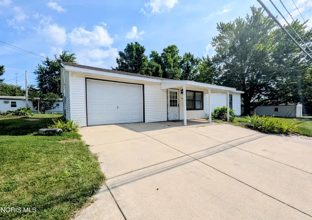Homes for sale in Pioneer, OH | 201 E North Ave, Pioneer, OH 43554 | MLS# 10010302