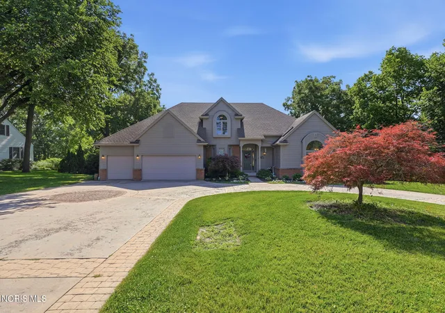 Homes for sale in Waterville, OH | 6921 N River Rd, Waterville, OH 43566 | MLS# 10010343