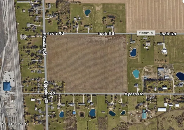 1st image of E Broadway St, Walbridge, OH 43465 | MLS# 10010341