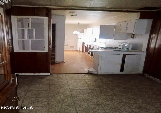 5th image of 332 E Lake St, Toledo, OH 43608 | MLS# 10010282
