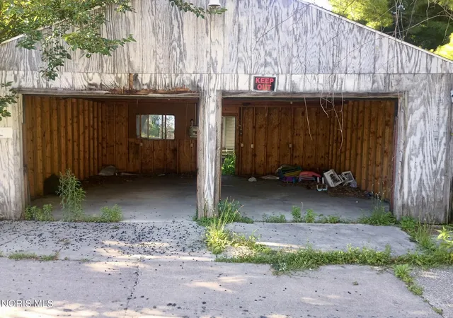 8th image of 332 E Lake St, Toledo, OH 43608 | MLS# 10010282