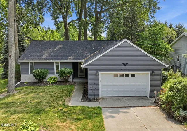 Photo 1 of Sale Pending at 1338 N Park Ln, Wauseon, OH 43567 | MLS# 10010291 | Listing updated on 2026-08-14