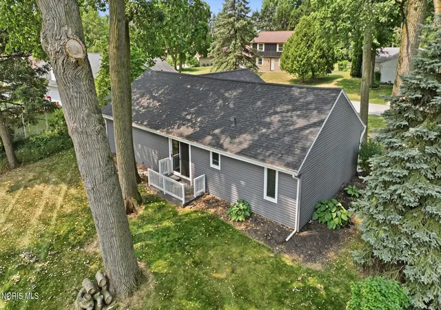 Photo 3 of Sale Pending at 1338 N Park Ln, Wauseon, OH 43567 | MLS# 10010291 | Listing updated on 2026-08-14