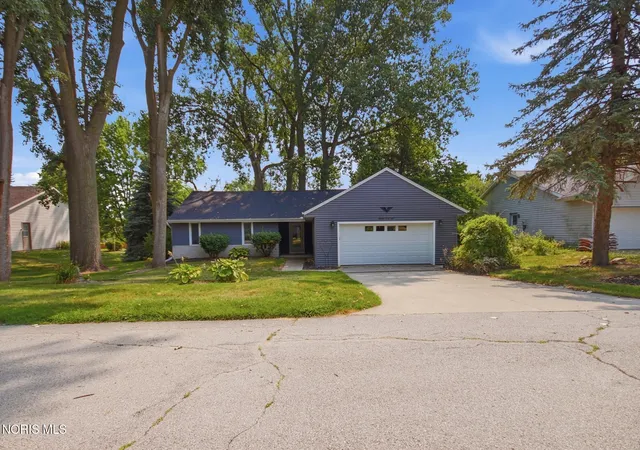Photo 4 of Sale Pending at 1338 N Park Ln, Wauseon, OH 43567 | MLS# 10010291 | Listing updated on 2026-08-14