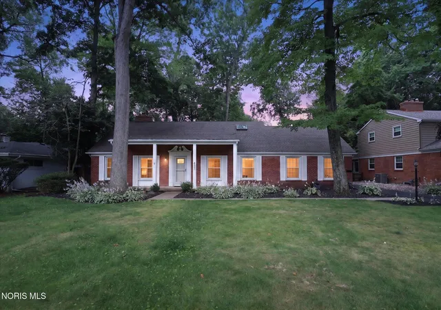 Homes for sale in Toledo, OH | 4533 Penridge Rd, Toledo, OH 43615 | MLS# 10010407