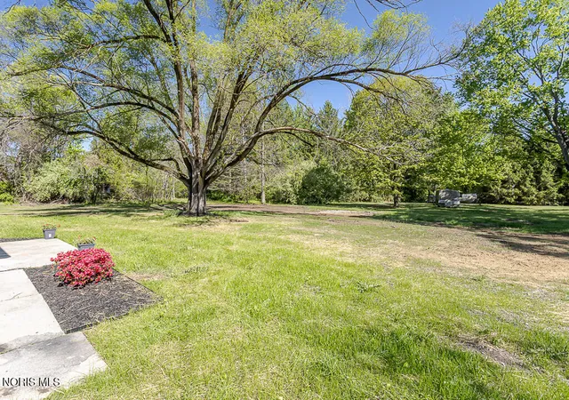Homes for sale in Swanton, OH | 1568 County Road D, Swanton, OH 43558 | MLS# 10010294