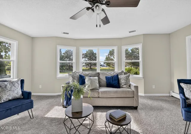 Photo 3 of Single family home for sale at 2826 Olde Curtice Rd, Northwood, OH 43619 | MLS# 10010307 | Listing updated on 2026-09-28