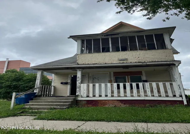 1st image of 2501 Walnut St, Toledo, OH 43608 | MLS# 10010318