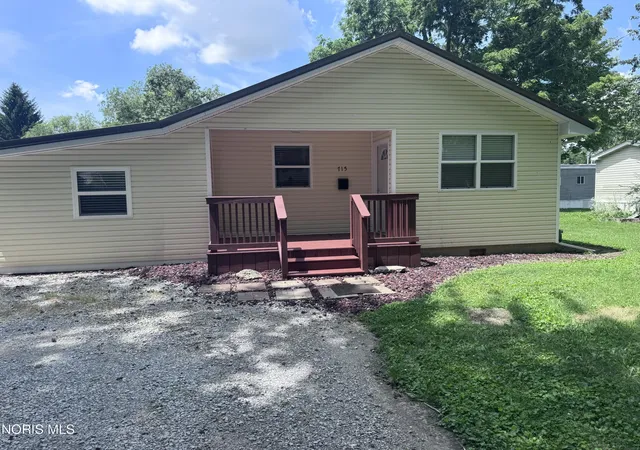 1st image of 715 N Johnson St, Ada, OH 45810 | MLS# 10010321