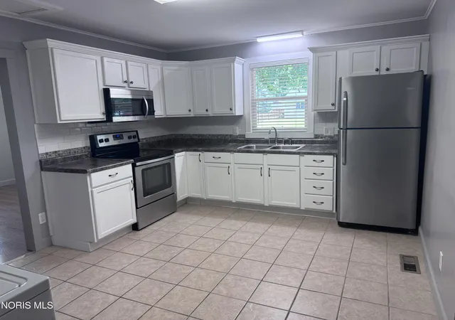 3rd image of 715 N Johnson St, Ada, OH 45810 | MLS# 10010321