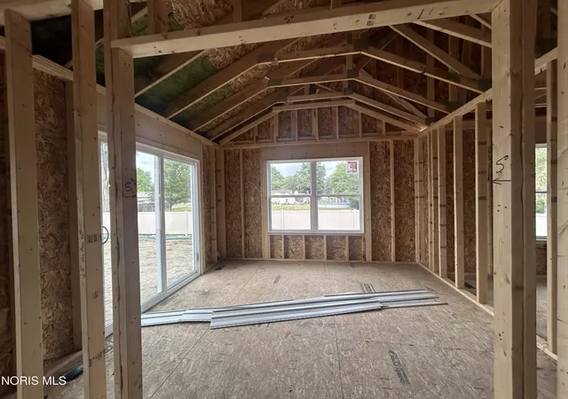 5th image of 306 Victory Lane, Holland, OH 43528 | MLS# 10011375