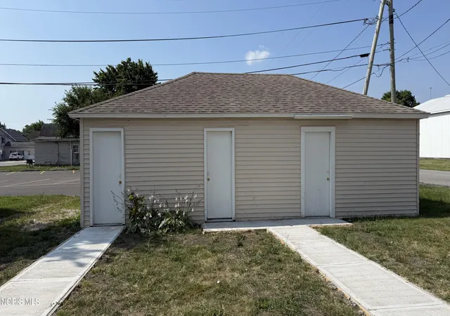 2nd image of 221 W Jackson St, Paulding, OH 45879 | MLS# 10010384
