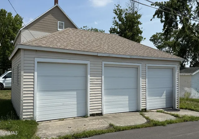 3rd image of 221 W Jackson St, Paulding, OH 45879 | MLS# 10010384
