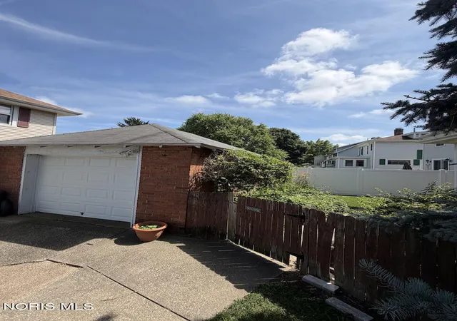 45th image of 1404 Shelby St, Sandusky, OH 44870 | MLS# 10010342