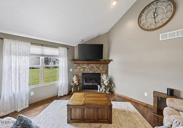 Homes for sale in Findlay, OH | 13319 Arrowhead Dr, Findlay, OH 45840 | MLS# 10010423