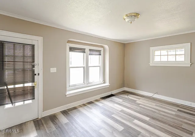 Homes for sale in Toledo, OH | 3814 Leybourn Ave, Toledo, OH 43612 | MLS# 10010346