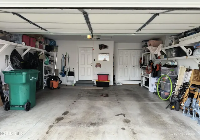 18th image of 8408 Birchwood Ln, Northwood, OH 43619 | MLS# 10010365