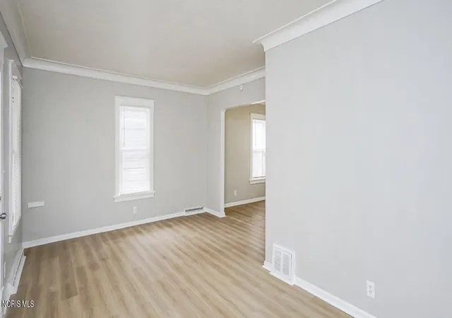 3rd image of 926 Butler St, Toledo, OH 43605 | MLS# 10010409